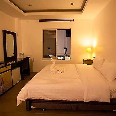Edello Resort & Pool Villa