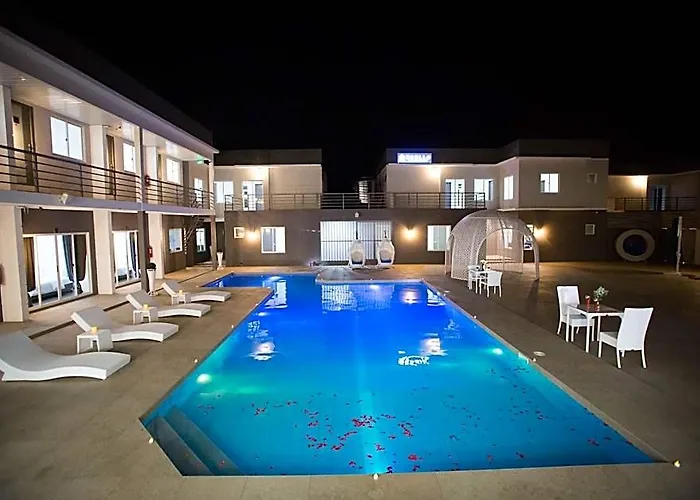 Edello & Pool